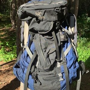 Arc’teryx Bora 75 hiking Bag, Women’s model